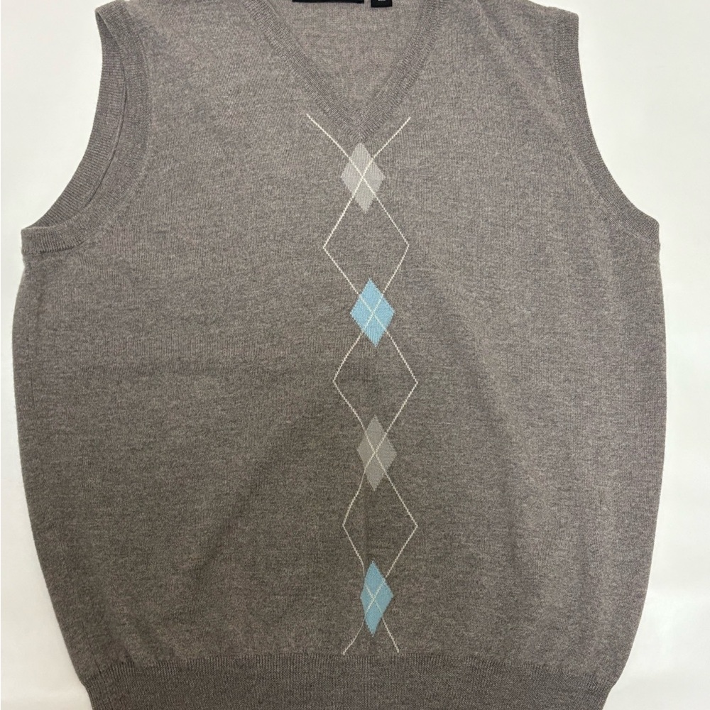Carnoustie Merino Wool Gray Argyle V-neck Sweater Vest 100% Merino Like New Sz L